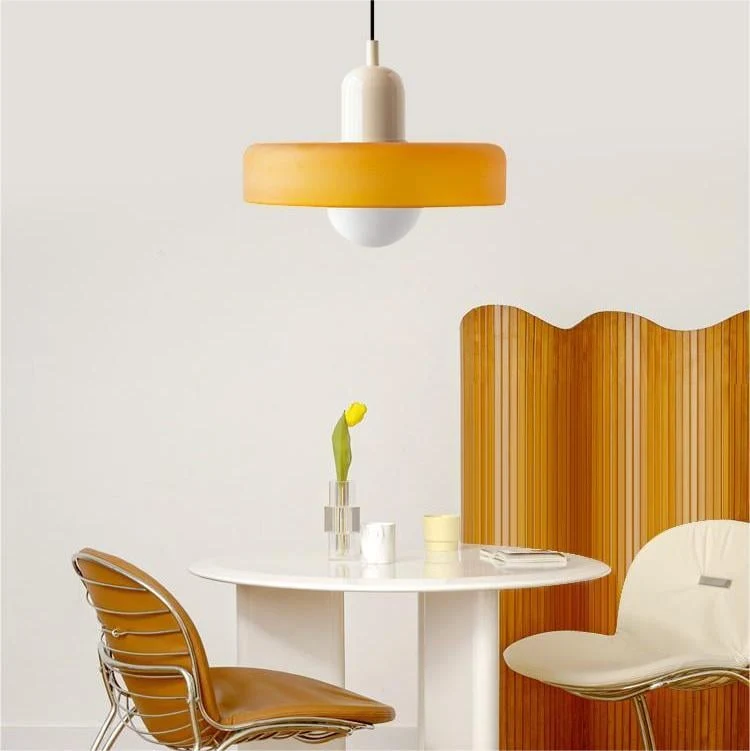 Farverig Glaspendel med Moderne Design til Hjemmet