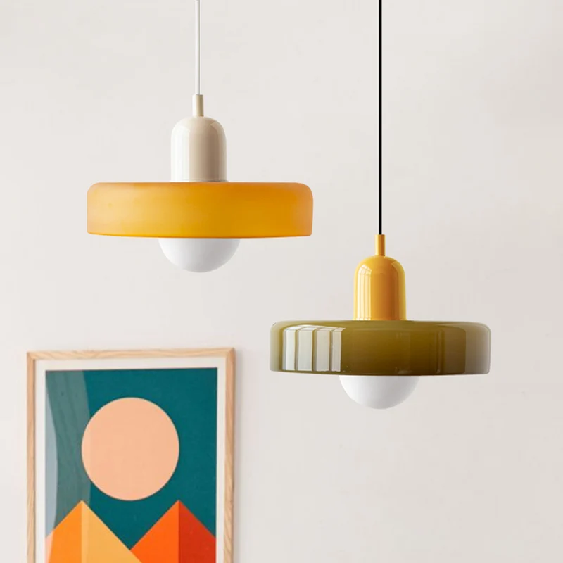 Farverig Glaspendel med Moderne Design til Hjemmet