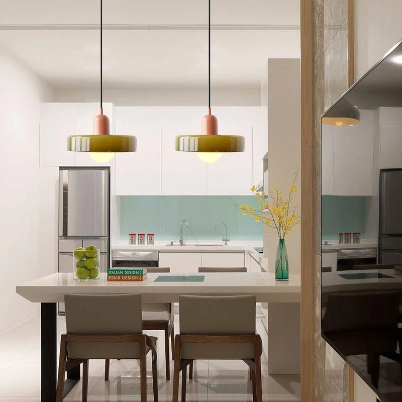 Farverig Glaspendel med Moderne Design til Hjemmet