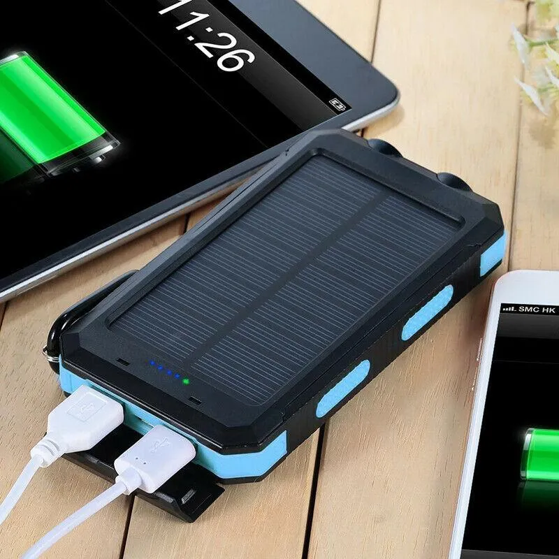 Vandtæt Solcelle Powerbank med Stor Kapacitet og LED Lygte