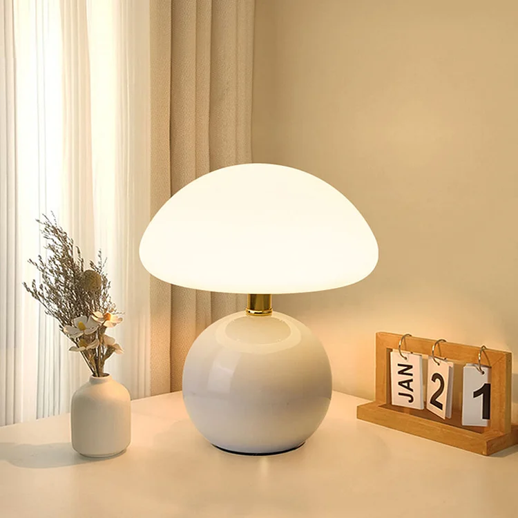Elegant svampelampe i creme keramik med justerbar LED-lys