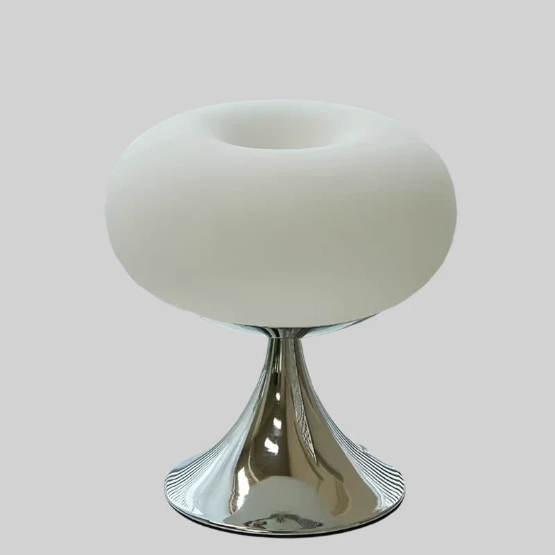 Vintage Bordlampe i Glas og Metal med Tidløs Elegance