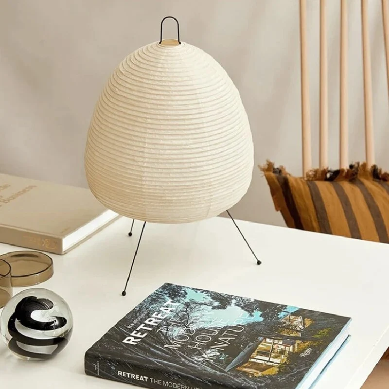 Japansk LED Bordlampe i Rispapir – Elegant og Energibesparende