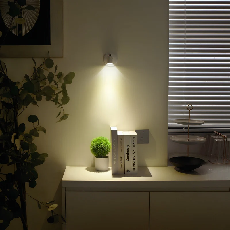 Justerbart LED Spotlys til Væg - Energibesparende Belysning