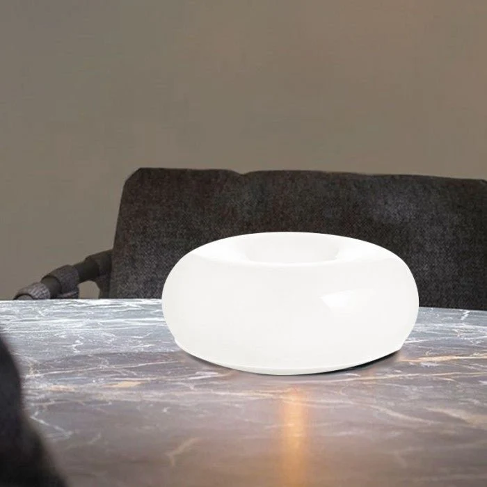Stilfuld LED Bordlampe med Justerbart Lys og Moderne Glas