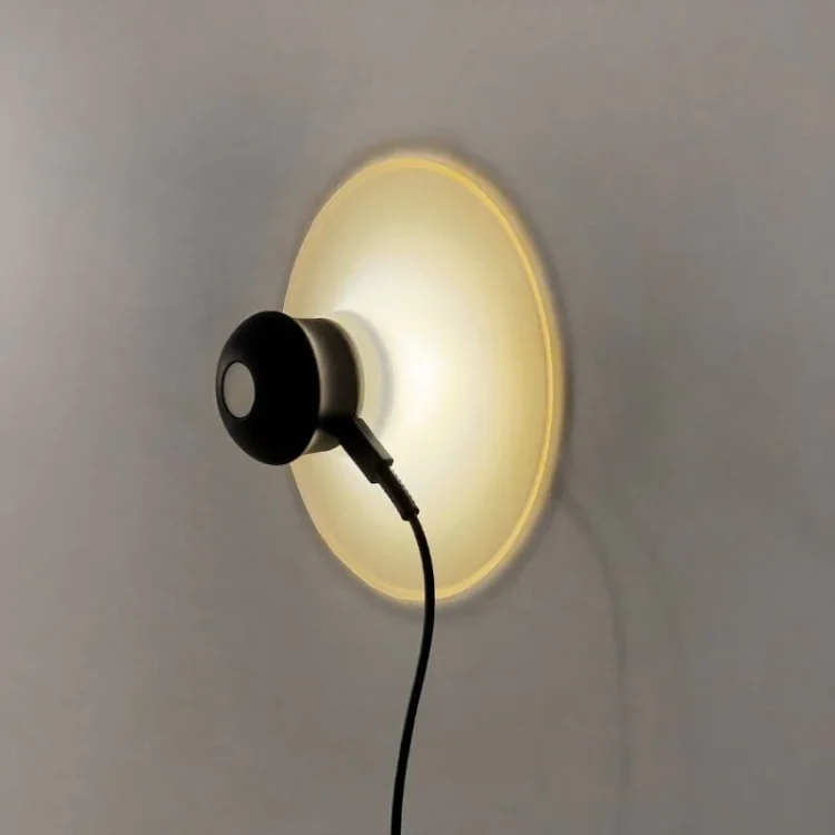 Genopladelig LED Natlys med Sugekop - Nem Montering