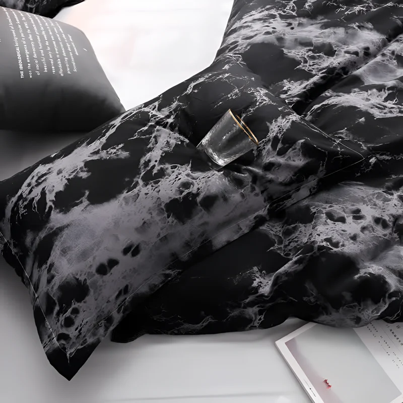 Luksuriøst Sengetøjssæt i Marmor Design med Blød Komfort