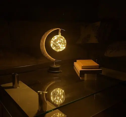 LED Natlampe Måneformet til Soveværelse – Magisk Stemning