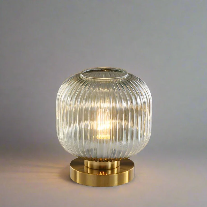 Moderne Bordlampe med Glaslampe for Stilfuldt Hjem