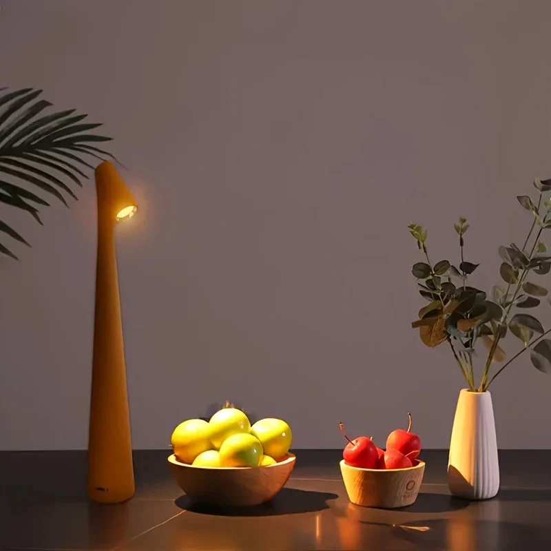 Trådløs LED Bordlampe med Berøringskontrol og Justerbar Lysstyrke