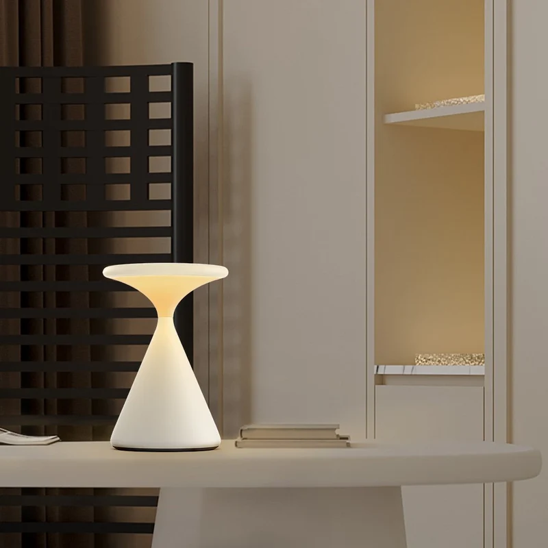Trådløs LED Bordlampe med Smart Touch og Lang Batteritid