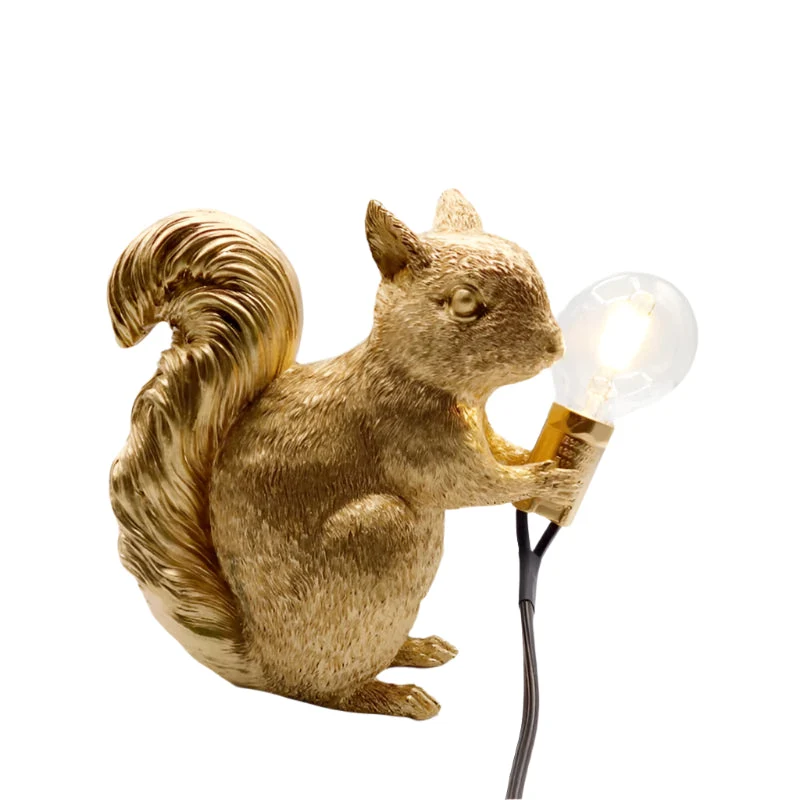 Nordisk LED Bordlampe i Harpiks med Egern Design