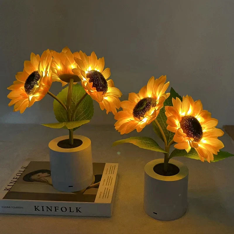 Solblomst LED Bordlampe med Genopladelig USB og Batteri