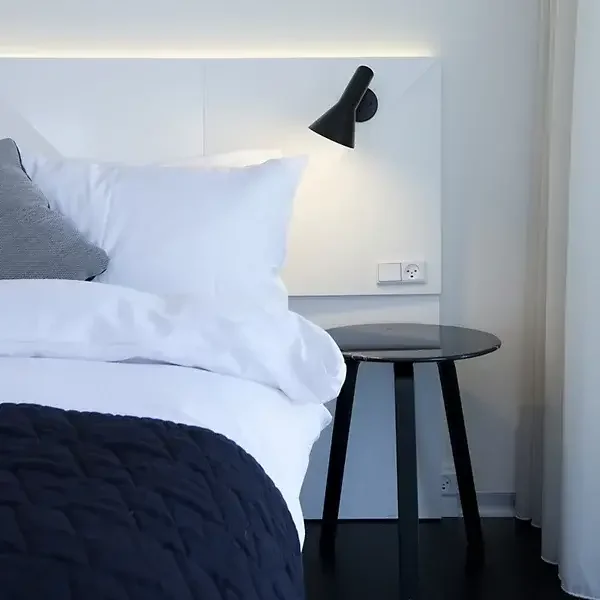 Justerbar Bordlampe med Behageligt Varmt LED Lys