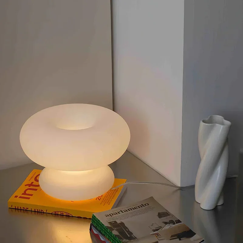 Bordlampe i Mat Glas med Hyggebelysning