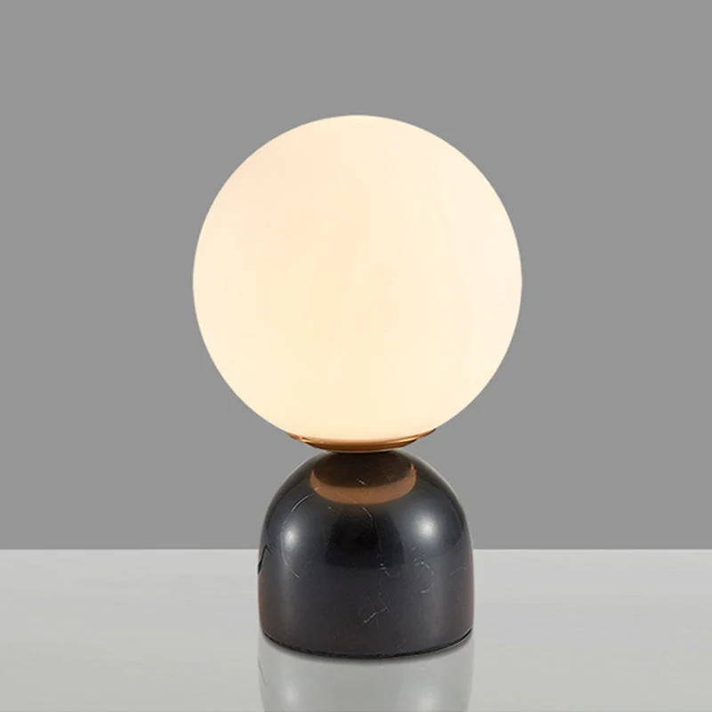 Elegant Bordlampe med Glasglobus og Stabil Stenbase