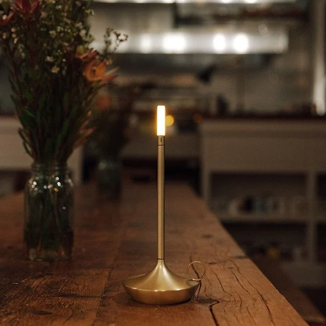 Stilfuld Bordlampe med Justerbart LED Lys og Genopladelig Batteri