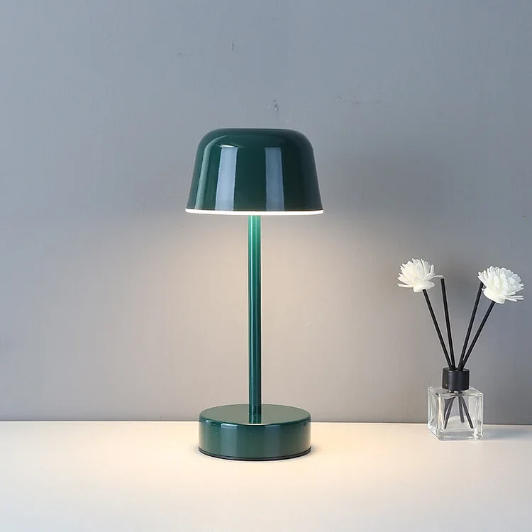 Stilfuld LED Bordlampe med Justerbar Lysstyrke & Trådløs Komfort