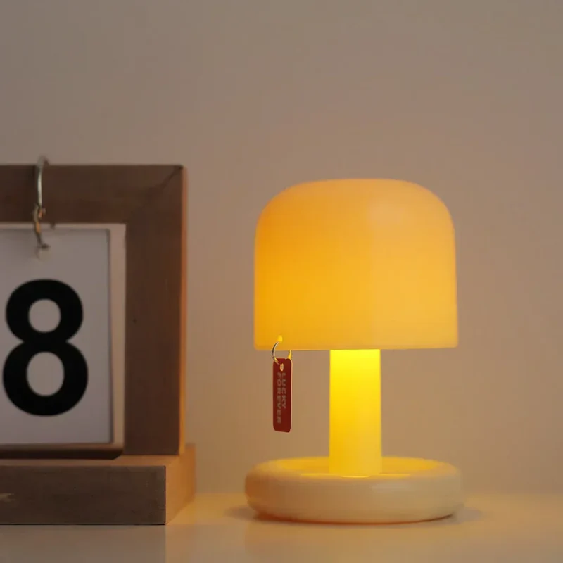 Bordlampe med Beroligende Solnedgangsglød – Genopladelig LED