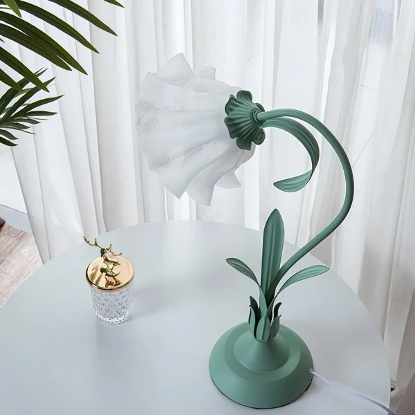 Blomstrende Vintage Bordlampe - Justerbar Elegance
