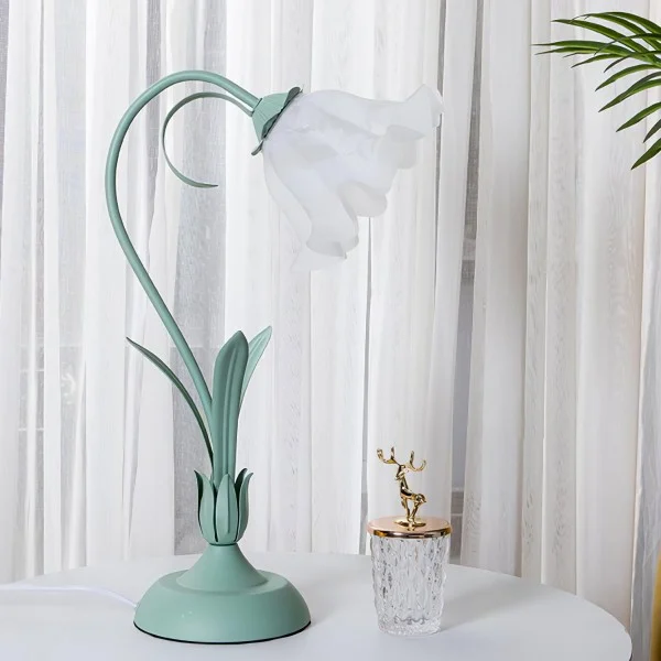Blomstrende Vintage Bordlampe - Justerbar Elegance