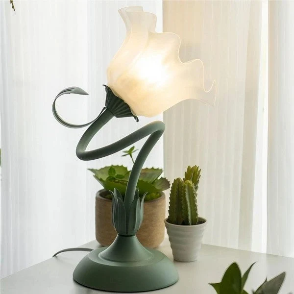Blomstrende Vintage Bordlampe - Justerbar Elegance
