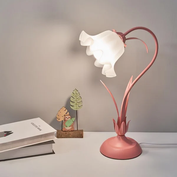 Blomstrende Vintage Bordlampe - Justerbar Elegance