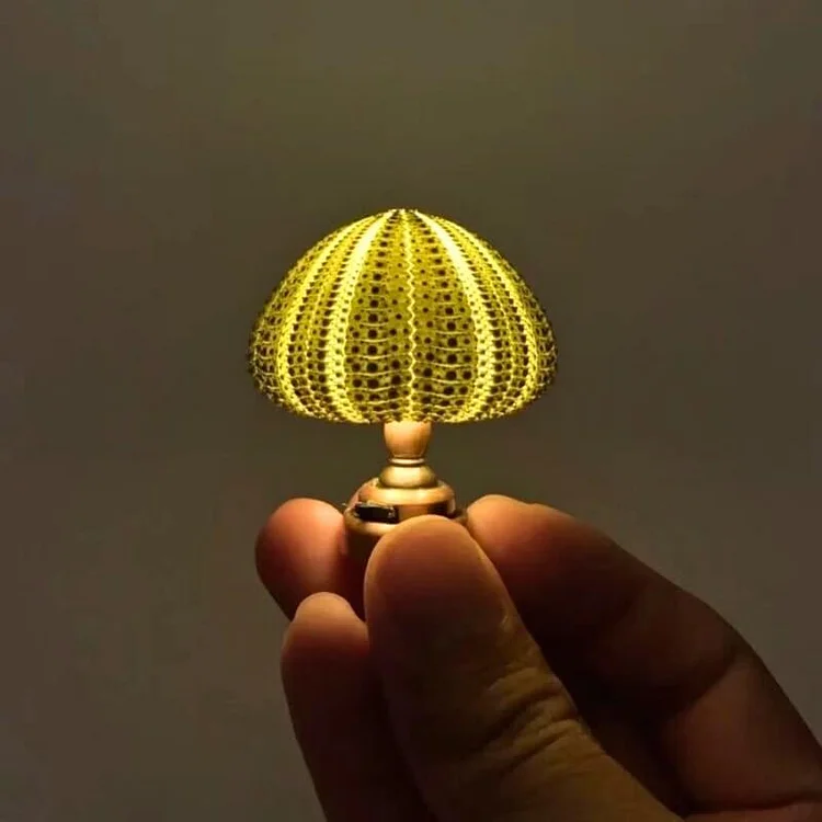 Vintage Bordlampe med Glasdome & Havpindsvin Design