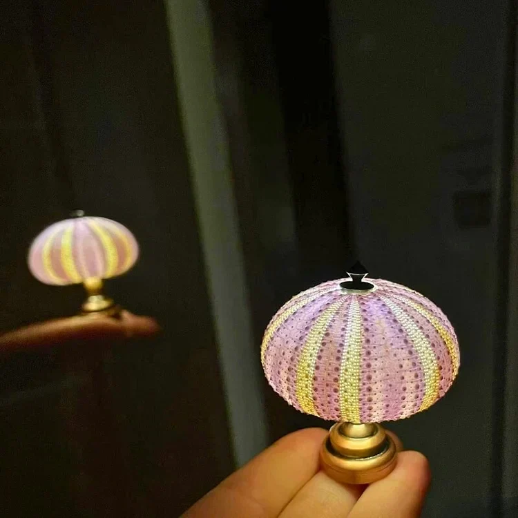 Vintage Bordlampe med Glasdome & Havpindsvin Design