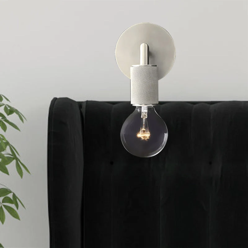 Elegant Væglampe i Messing med Dobbelt Lyskilde Design