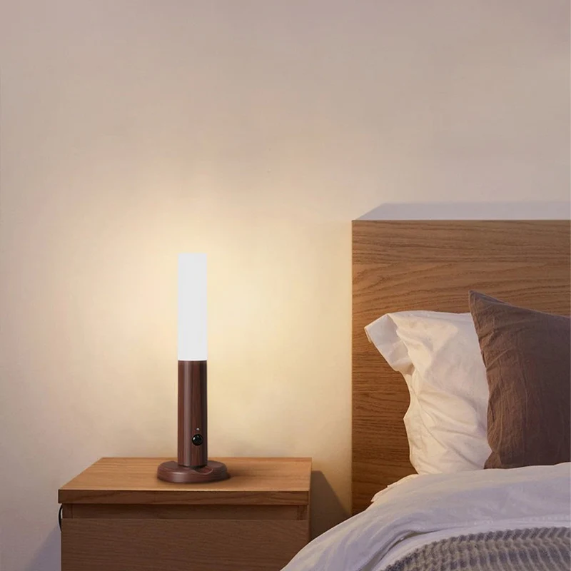 Smart LED Væglampe med Bevægelsessensor i Trædesign