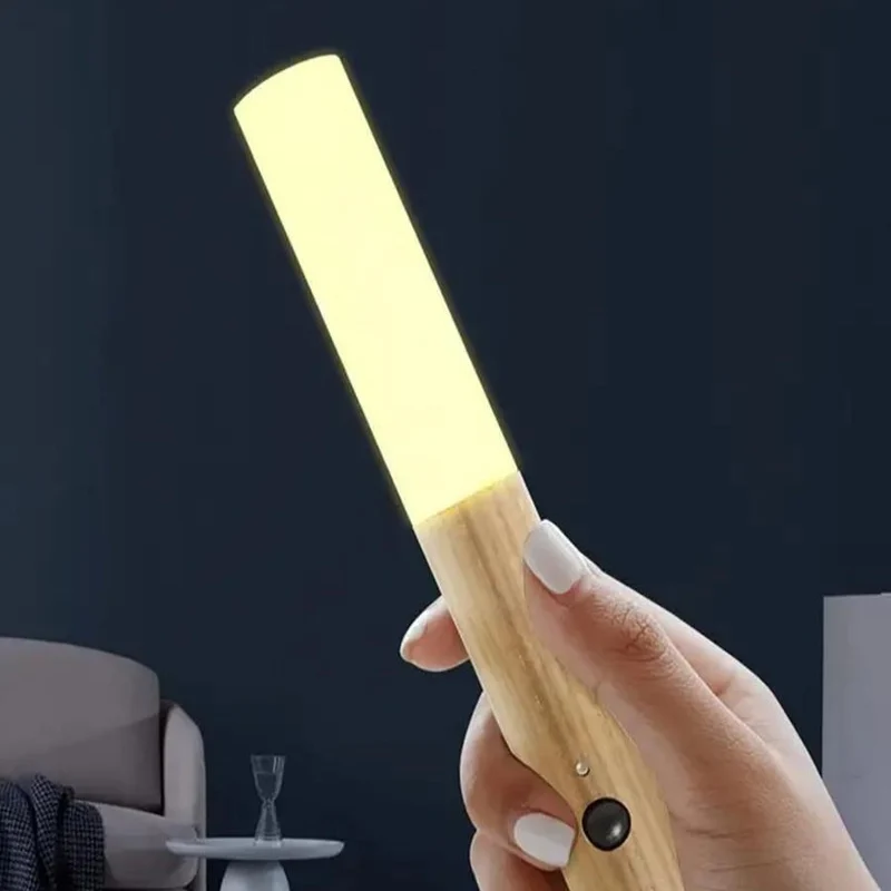Smart LED Væglampe med Bevægelsessensor i Trædesign