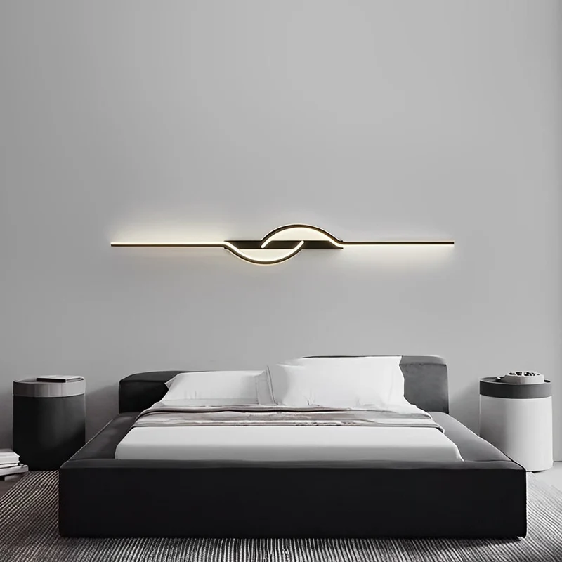 Elegant LED Væglampe i Sort Aluminium med Dæmpbar Funktion