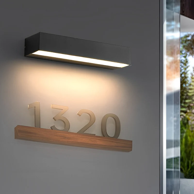 Udendørs LED Væglampe i Sort - Vandtæt og Energi-effektiv