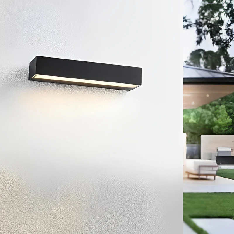 Udendørs LED Væglampe i Sort - Vandtæt og Energi-effektiv