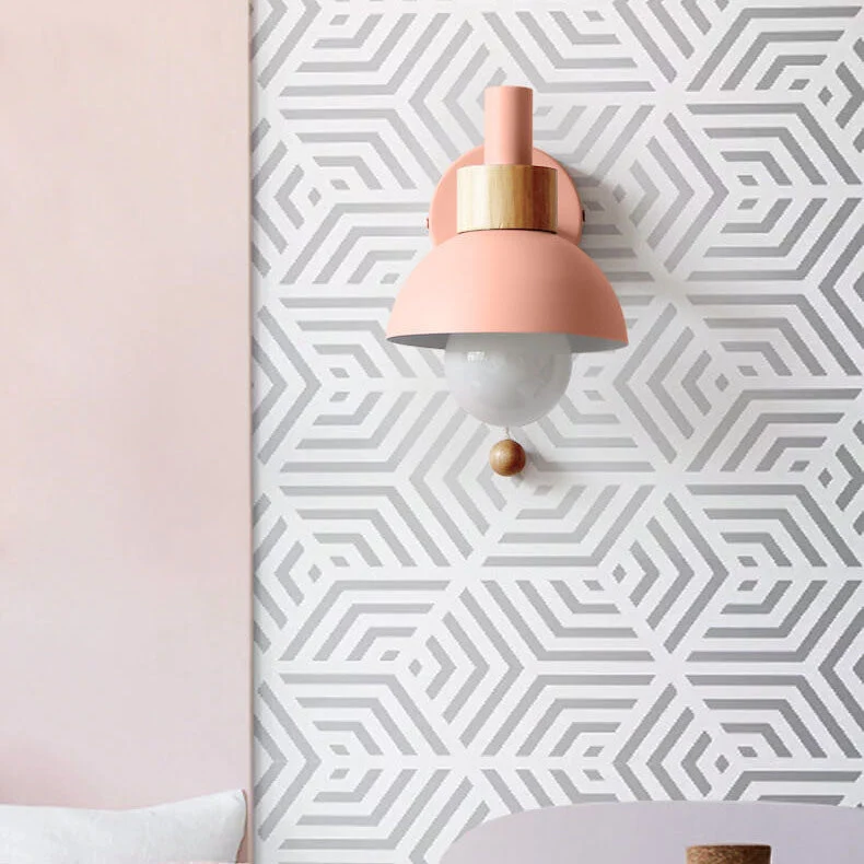 Farverig Væglampe i Moderne Design med Glaskuppel