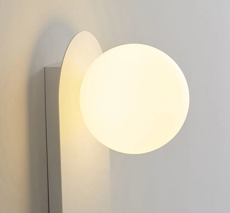 Elegant Væglampe i Glas og Metal - Moderne Design