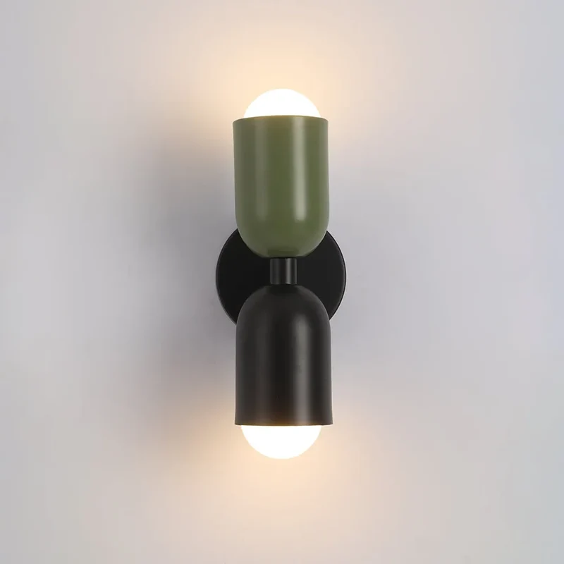 Elegant Væglampe i Metal med Energibesparende LED