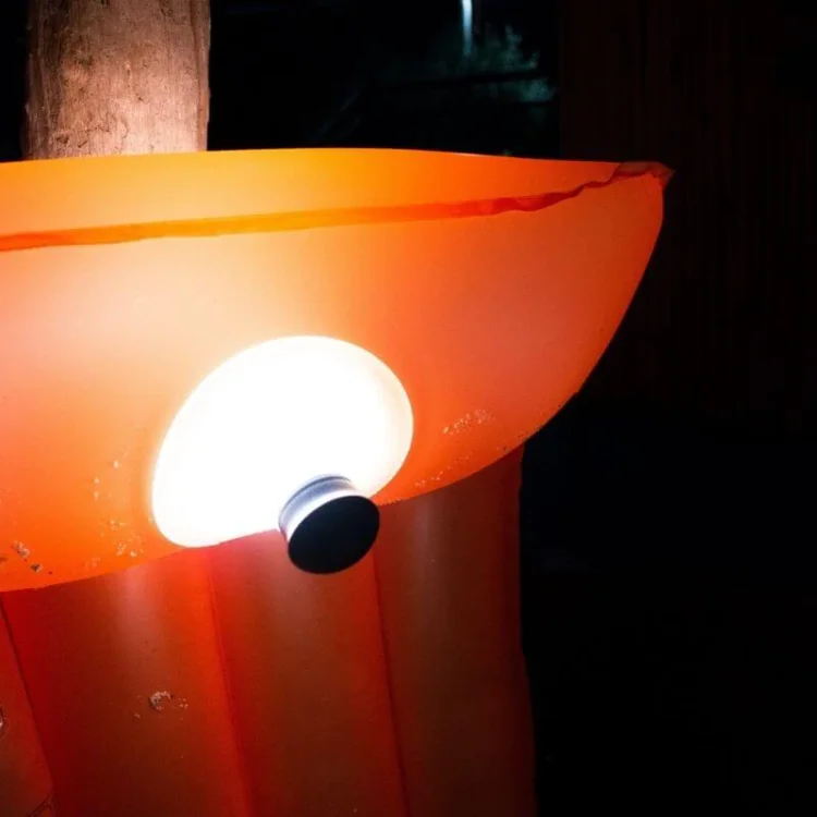 Bærbar LED Væglampe med Genopladelig Sugekopmontering