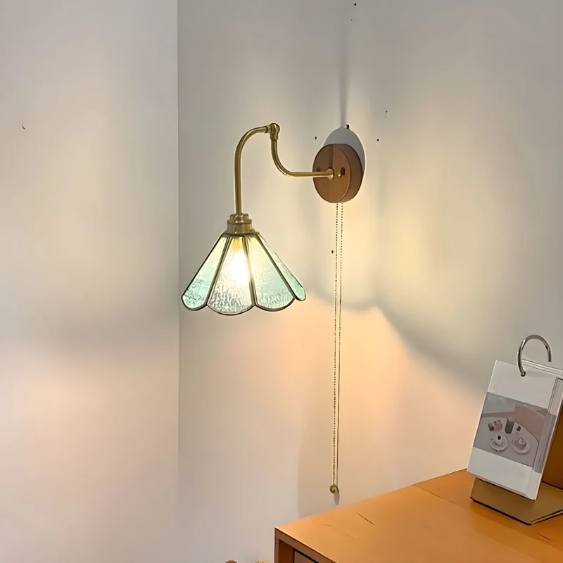 Vintage Væglampe i Messingglas – Skab Hygge i Hjemmet
