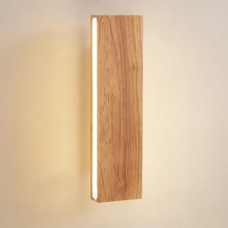 Væglampe i Træ med Justerbar LED for Optimal Belysning