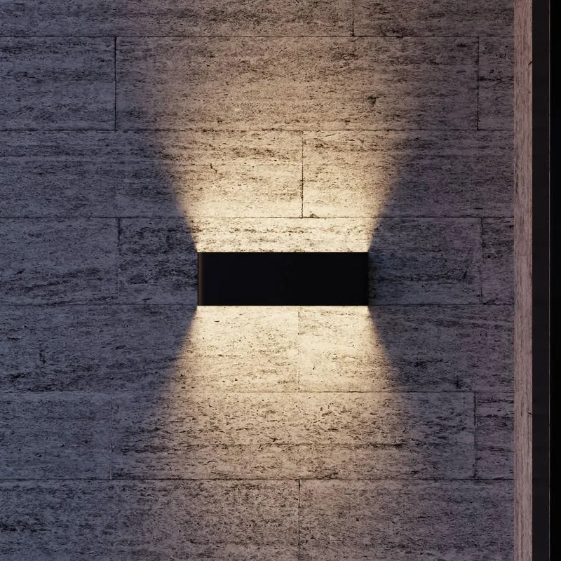 Elegant LED Væglampe med Blødt Lys til Minimalistisk Indretning