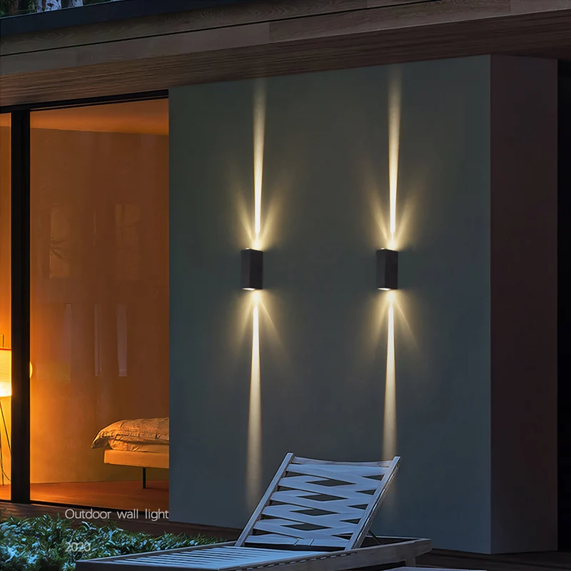 Udendørs LED Væglampe i Sort Aluminium - Moderne Design