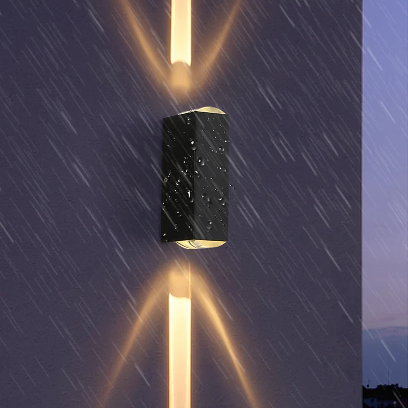 Udendørs LED Væglampe i Sort Aluminium - Moderne Design