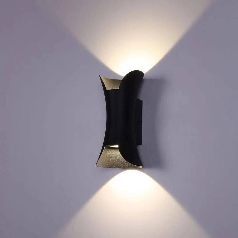 Vandtæt Udendørs LED Væglampe i Aluminium - IP65
