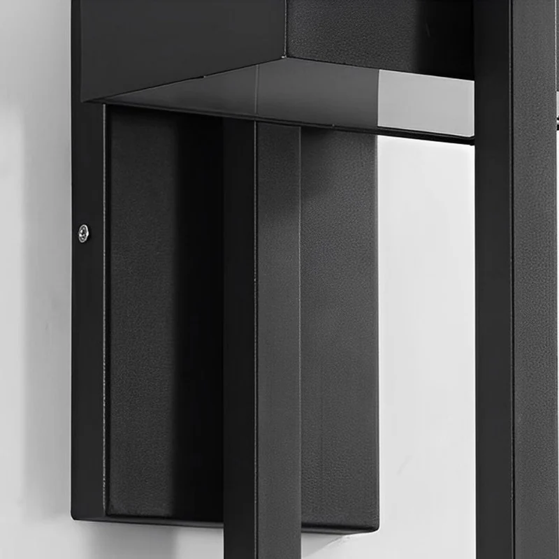 Moderne Udendørs LED Væglampe i Sort - Vejrbestandig Elegance