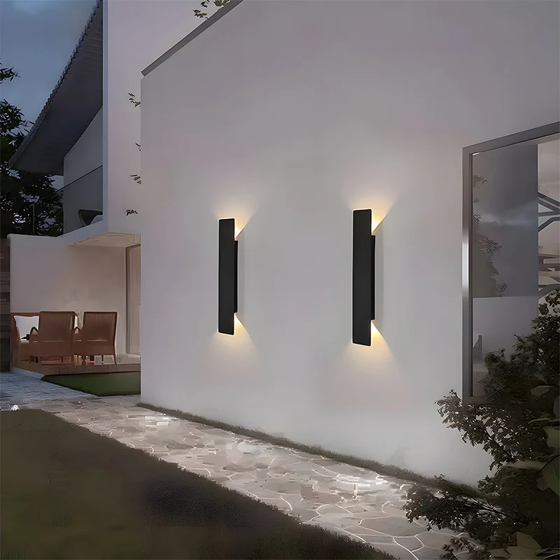 Vandtæt Udendørs Væglampe i Moderne Design, IP65 LED