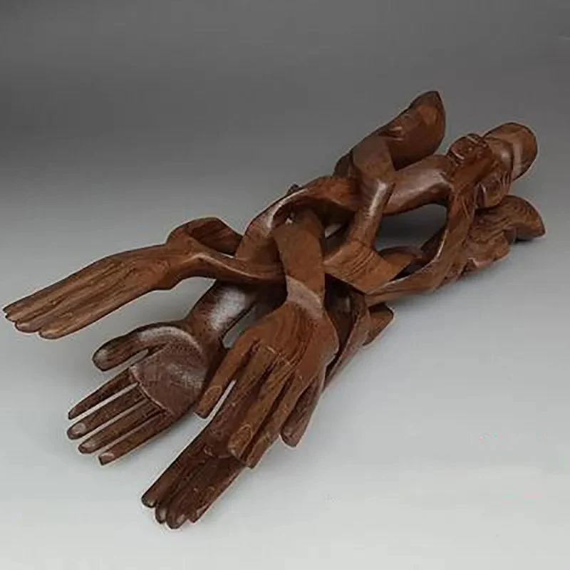 Serene Sculpture Wooden Luck Bearer Serveringsfad