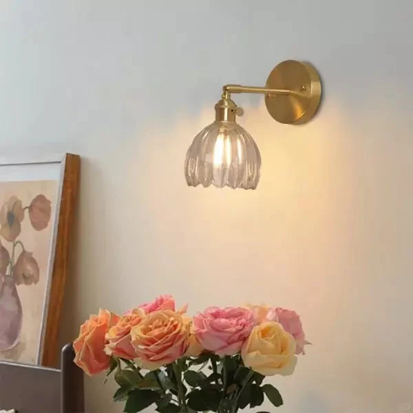 Retro glas væglampe – væglampe formet som en tulipan knop