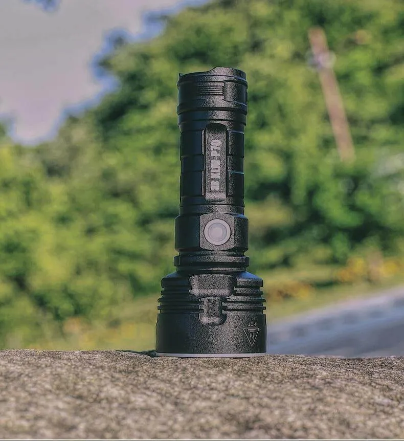 Ultra Powerful LED Lommelygte